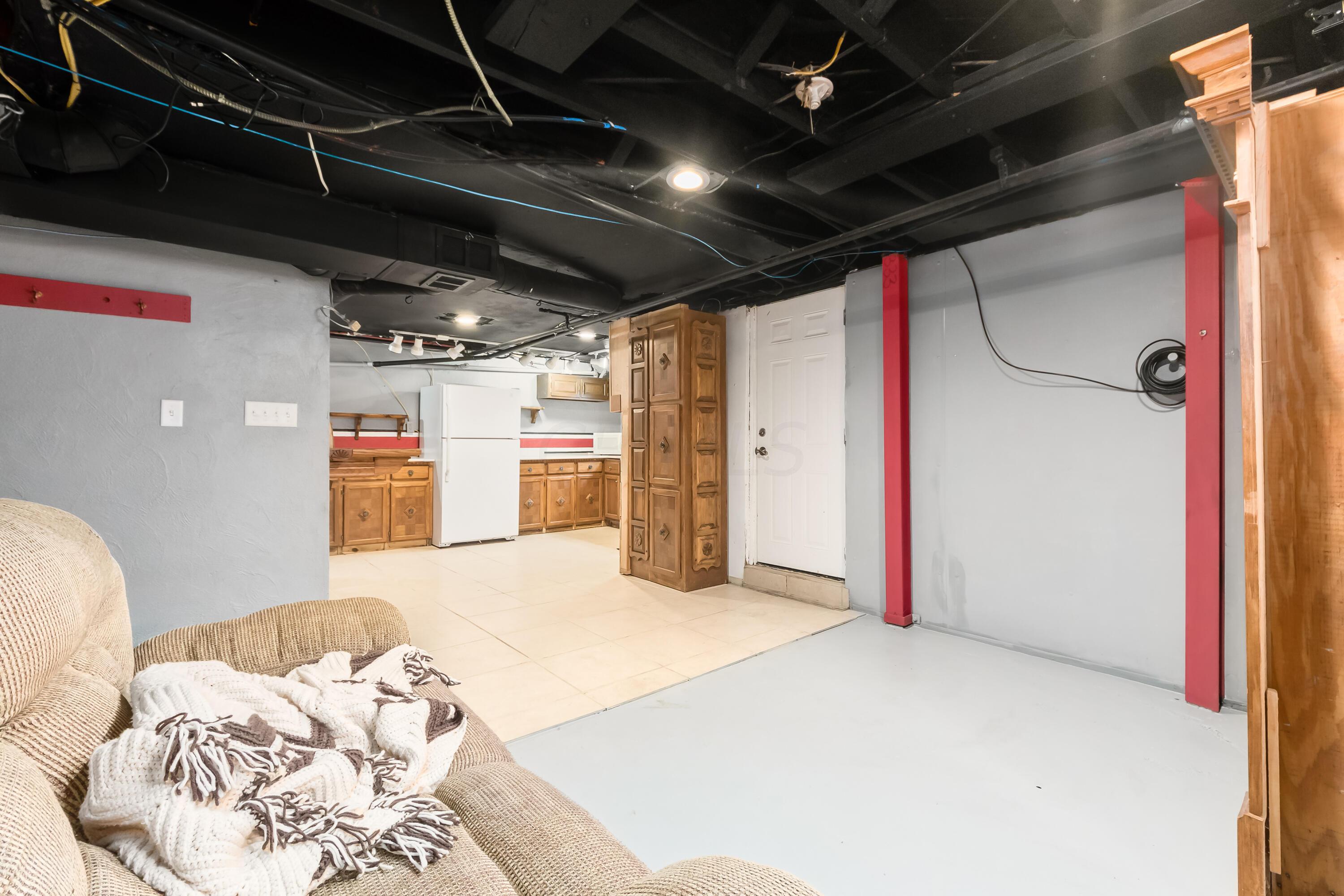 5225 Bagley Road Columbus, OH 43232 - Photo 37 of 44 M_5225_Bagley131