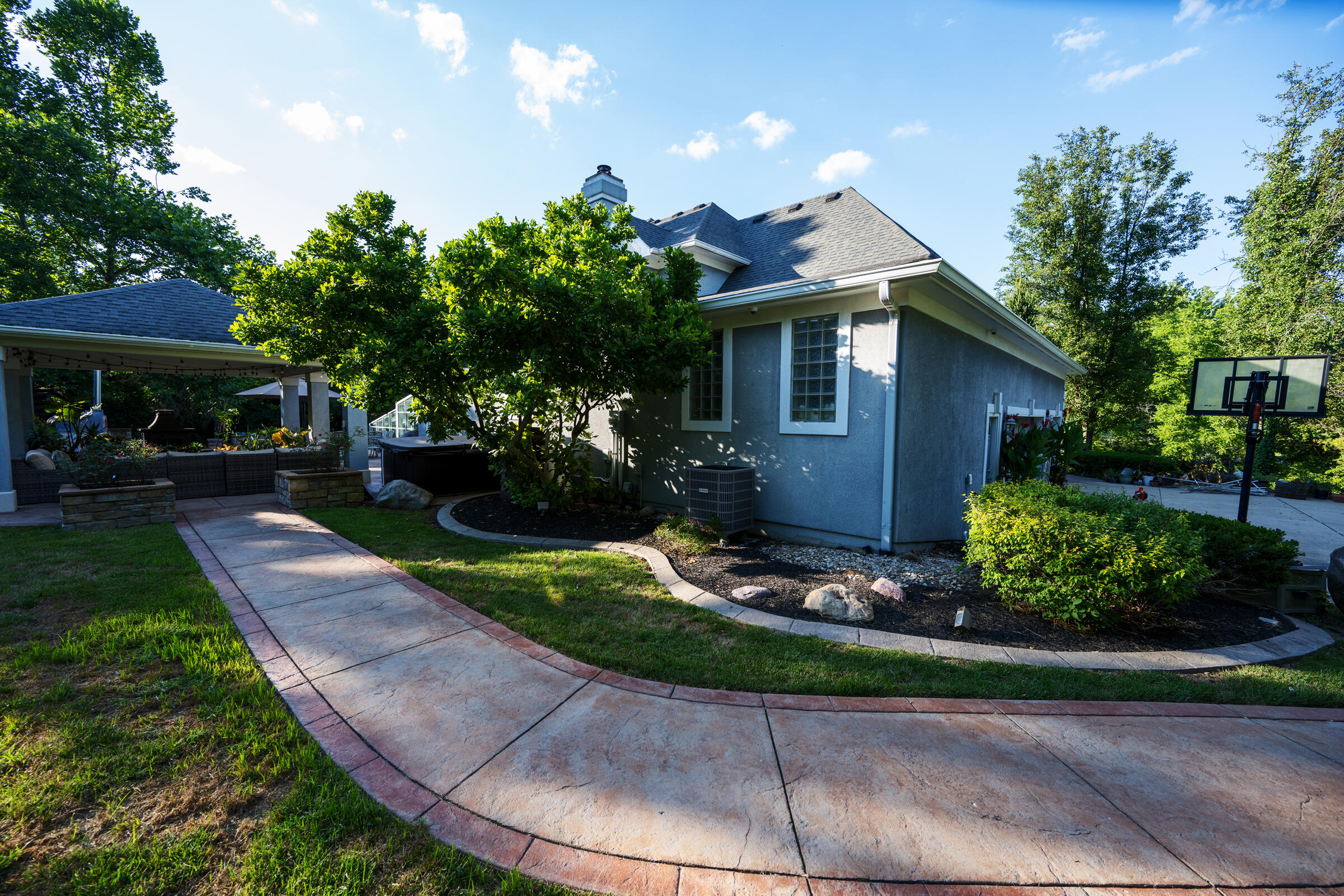 9597 Gunpowder Road Florence, KY 41042 - Photo 7 of 50 Gallery Image 7