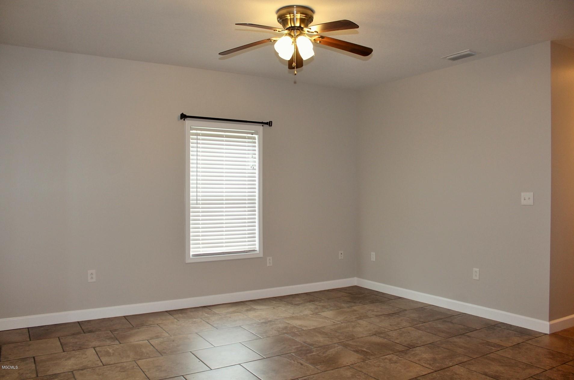 131 B Shipman Firetower Road Lucedale, MS 39452 - Photo 2 of 20 2-Living Room