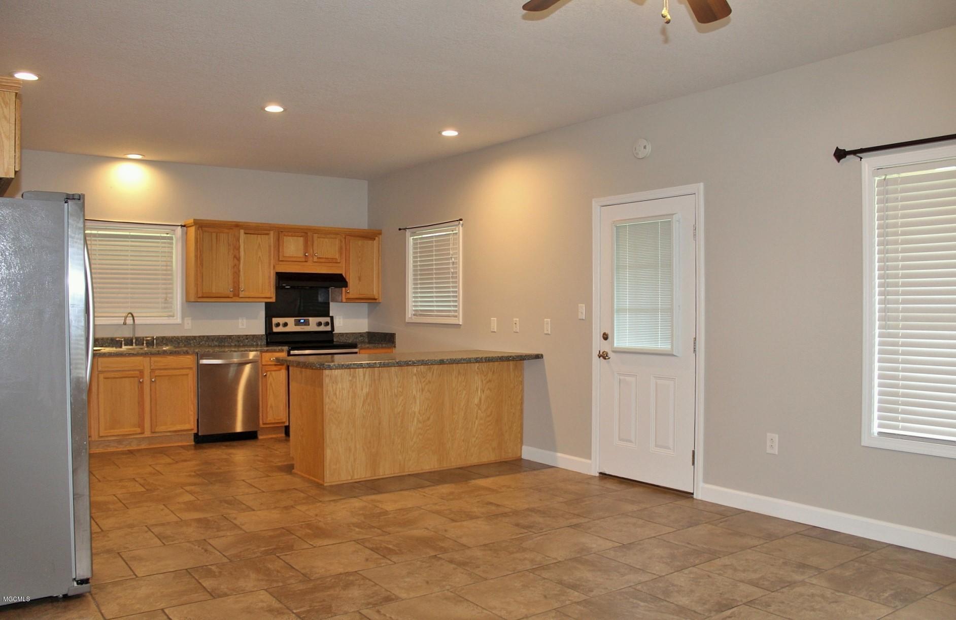 131 B Shipman Firetower Road Lucedale, MS 39452 - Photo 5 of 20 5-Kitchen