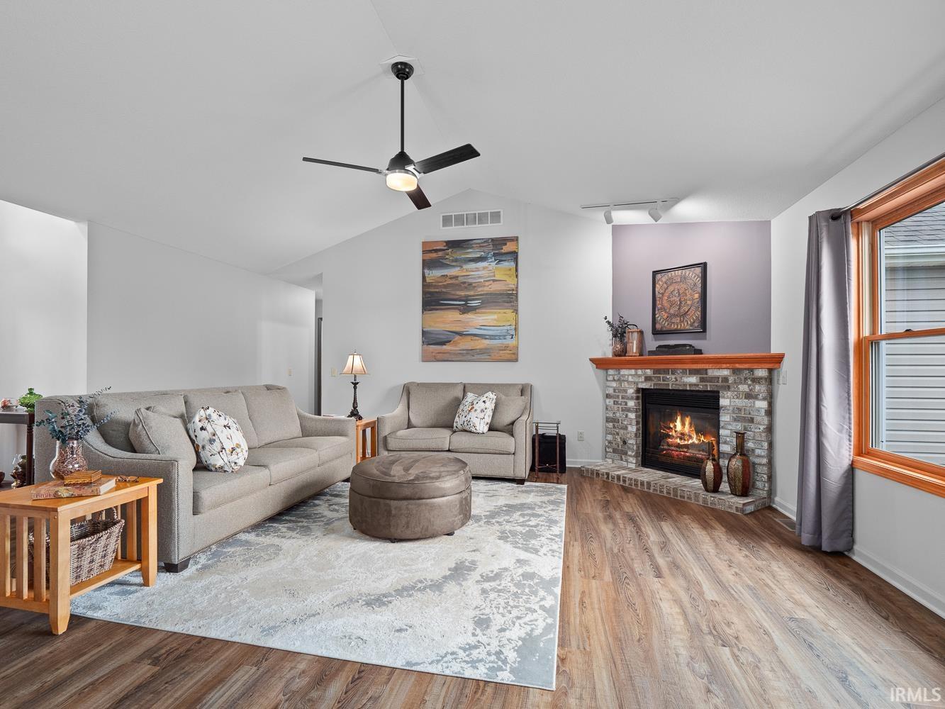 14002 Aboite Road Roanoke, IN 46783 - Photo 5 of 35 Gallery Image 5