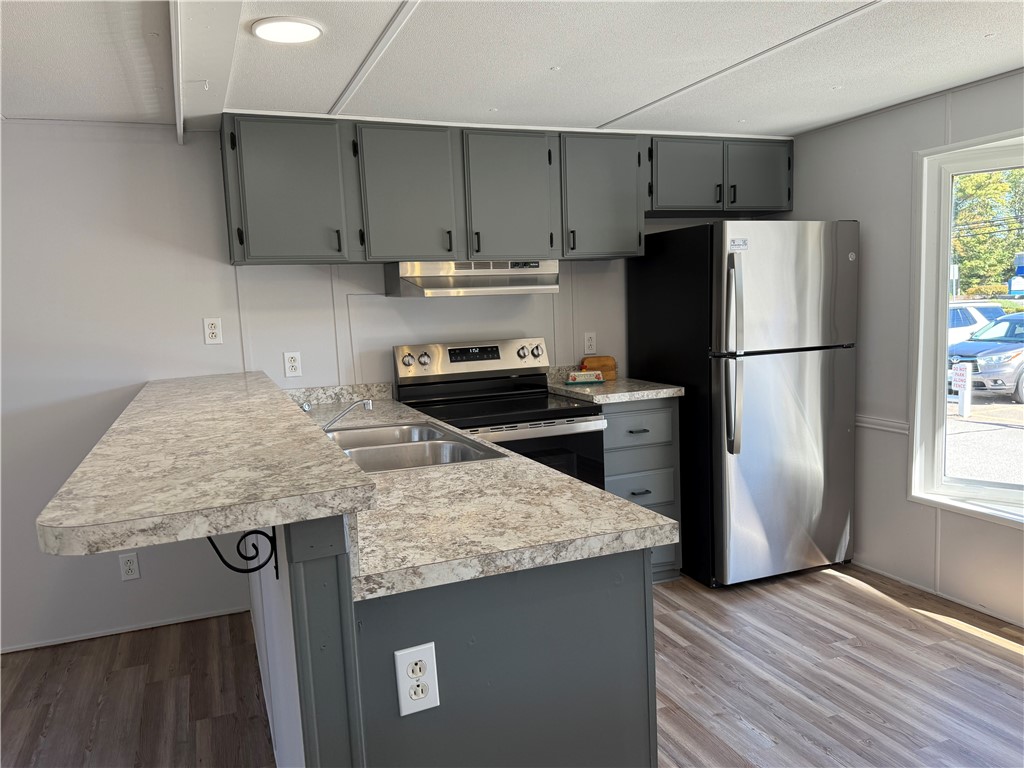 6 Ln 1 Coventry, RI 02816 - Photo 2 of 36 Kitchen