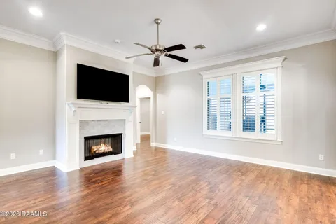 $333,000 | 210 Windy Feather Drive, Broussard, LA 70518
