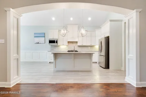 $333,000 | 210 Windy Feather Drive, Broussard, LA 70518