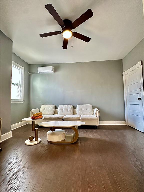 94 Lafferty Avenue Pittsburgh, PA 15210 - Photo 21 of 35 a view of a room with gym equipment