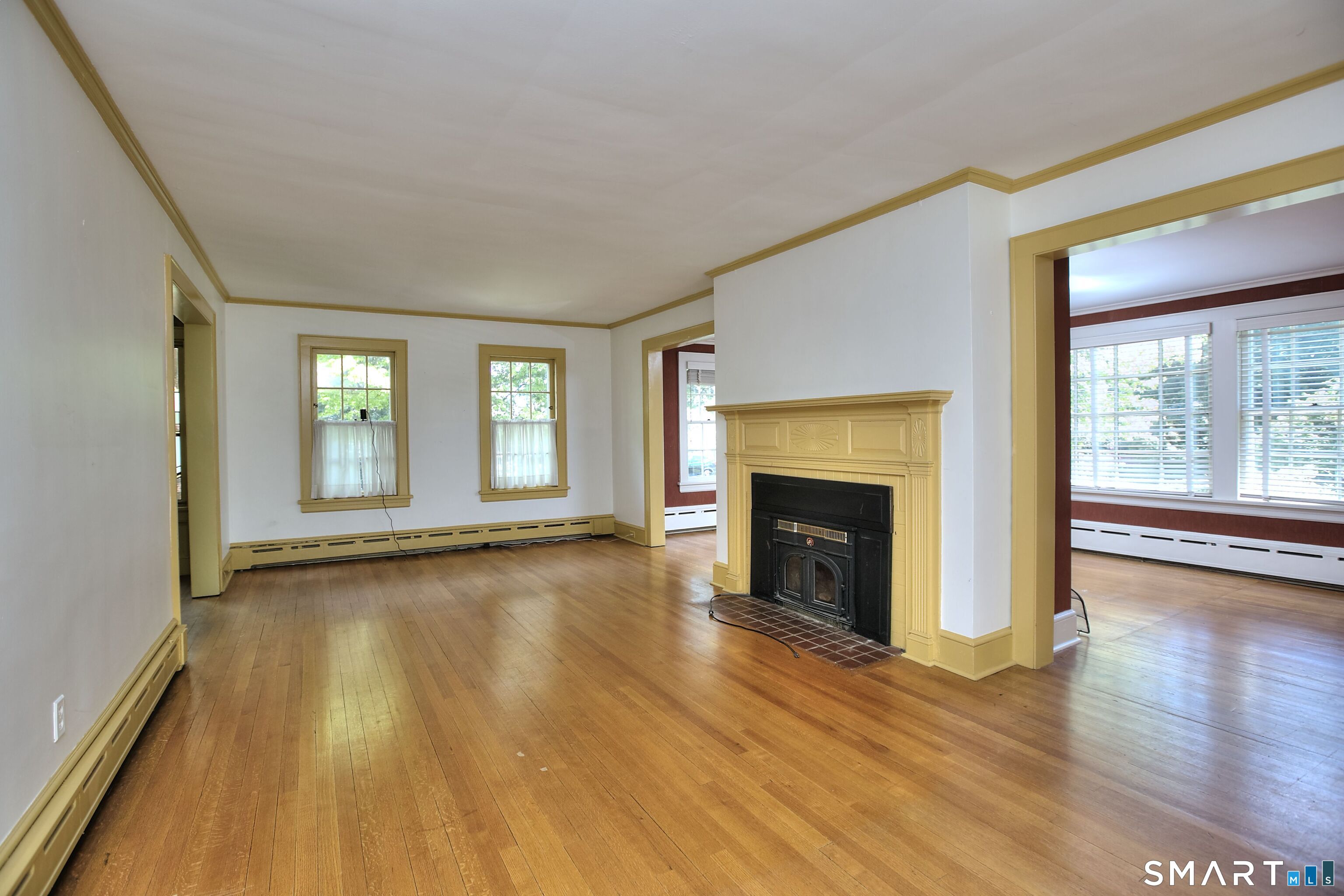 533 North Benson Road Fairfield, CT 06824 - Photo 15 of 40
