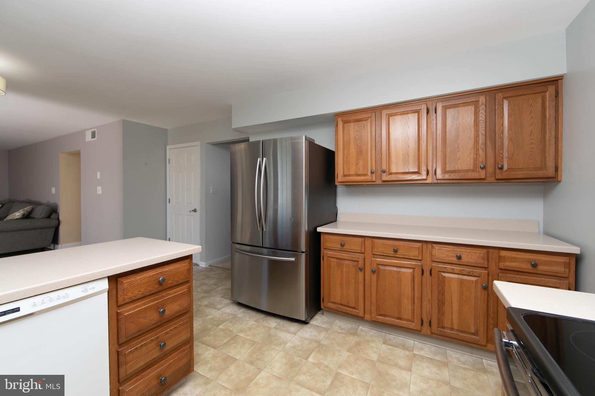 579 Lincoln Road Pilesgrove, NJ 08098 - Photo 9 of 36