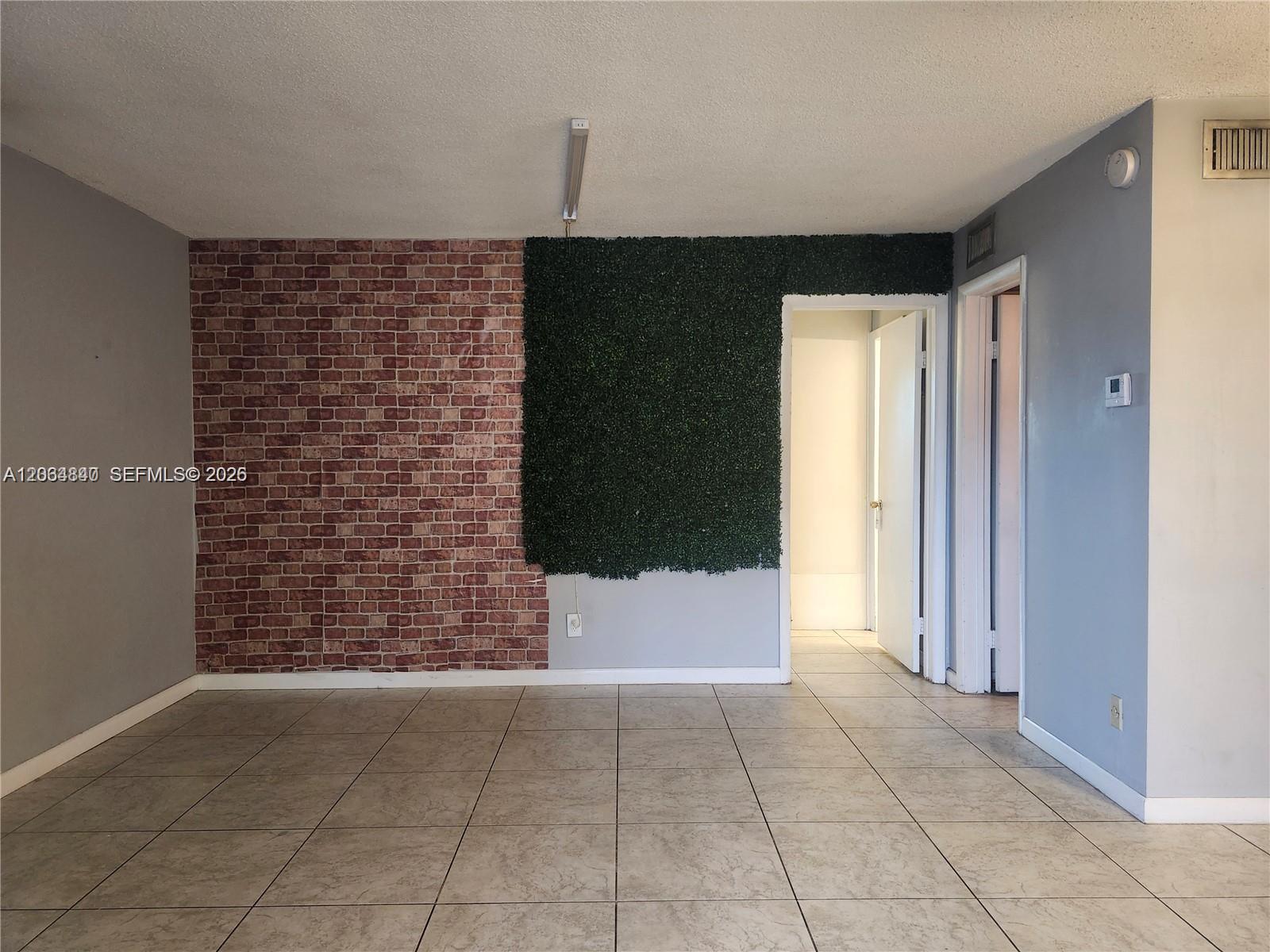 421 Northeast 1st Street, Unit 112 Hallandale Beach, FL 33009 - Photo 5 of 44 Gallery Image 5