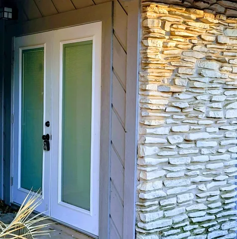 $925 | 10045 Woodland Village Drive, Unit B, Austin, TX 78750