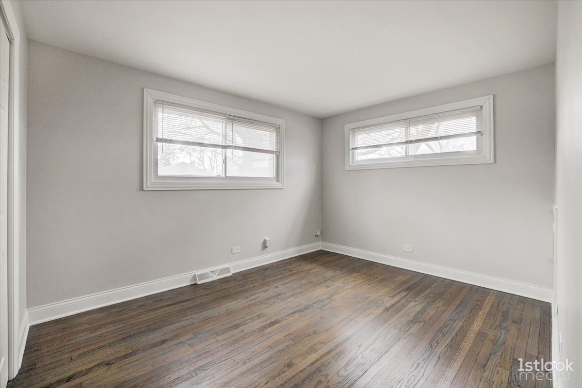 602 Gregg Road Northbrook, IL 60062 - Photo 14 of 33