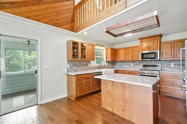 $659,900 | 27 Twinbrook Drive, Blairsville, GA 30512