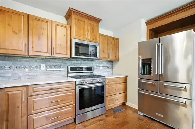 $659,900 | 27 Twinbrook Drive, Blairsville, GA 30512