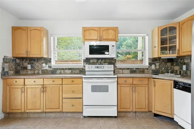 $659,900 | 27 Twinbrook Drive, Blairsville, GA 30512