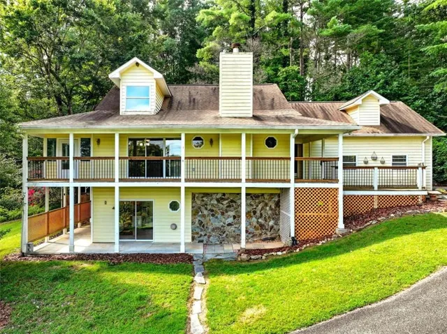 $659,900 | 27 Twinbrook Drive, Blairsville, GA 30512
