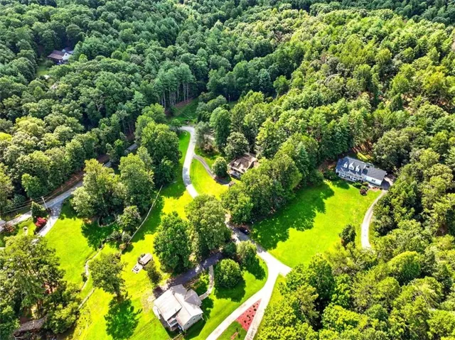 $659,900 | 27 Twinbrook Drive, Blairsville, GA 30512