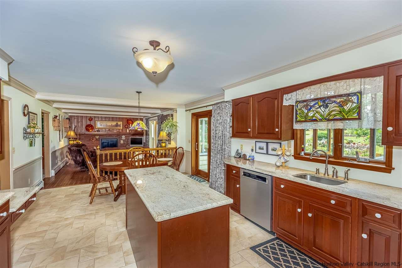 77 Vincent Lane Stone Ridge, NY 12484 - Photo 6 of 28 Photo 6