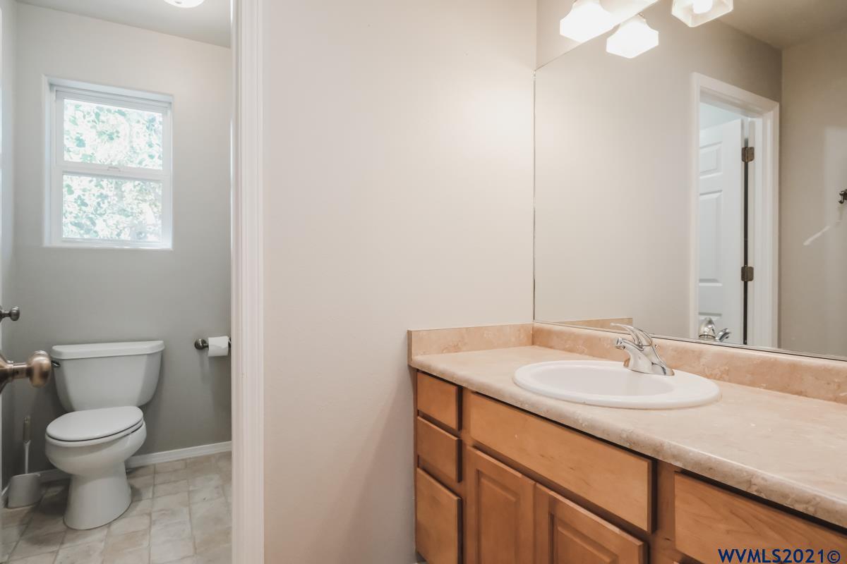 4569 Northeast Wds Road Albany, OR 97321 - Photo 27 of 42