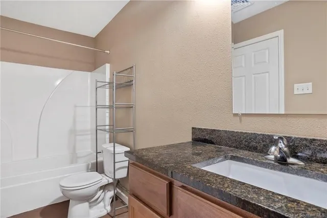 $540,000 | 878 Link Road, Lake Charles, LA 70607