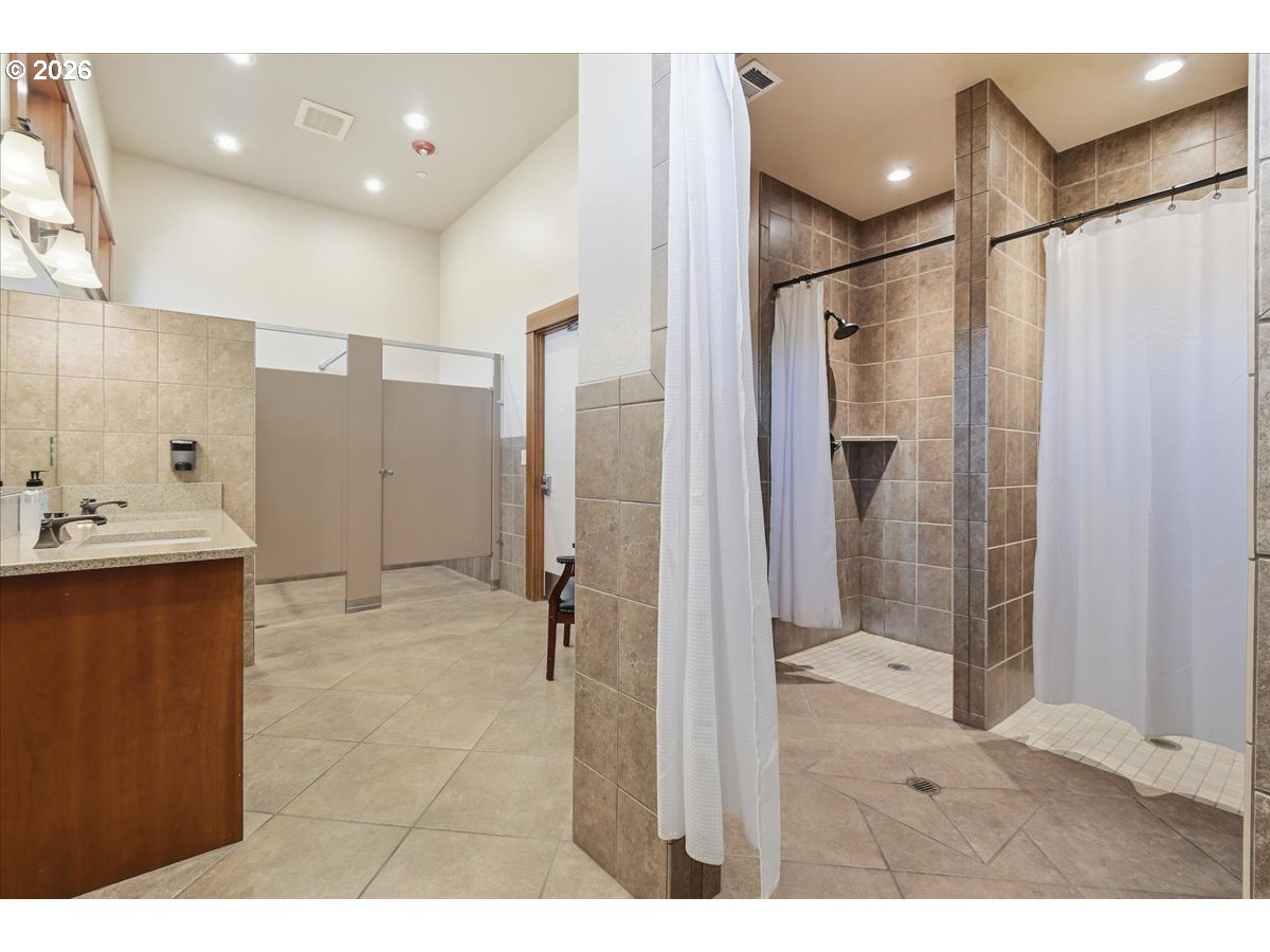 4117 Northwest 77th Avenue Camas, WA 98607 - Photo 42 of 45