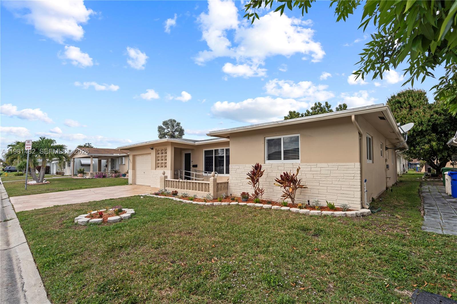 6945 Northwest 17th Street Margate, FL 33063 - Photo 41 of 50