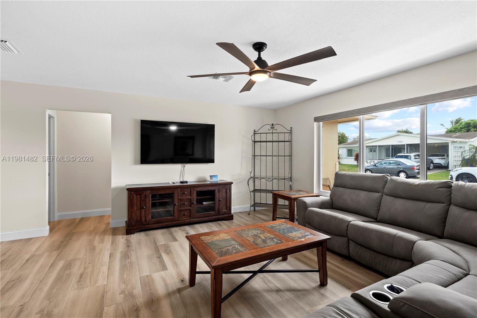 6945 Northwest 17th Street Margate, FL 33063 - Photo 5 of 50