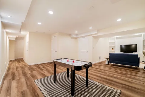 $885,000 | 64 Kendall Court, Unit 64, Bedford, MA 01730