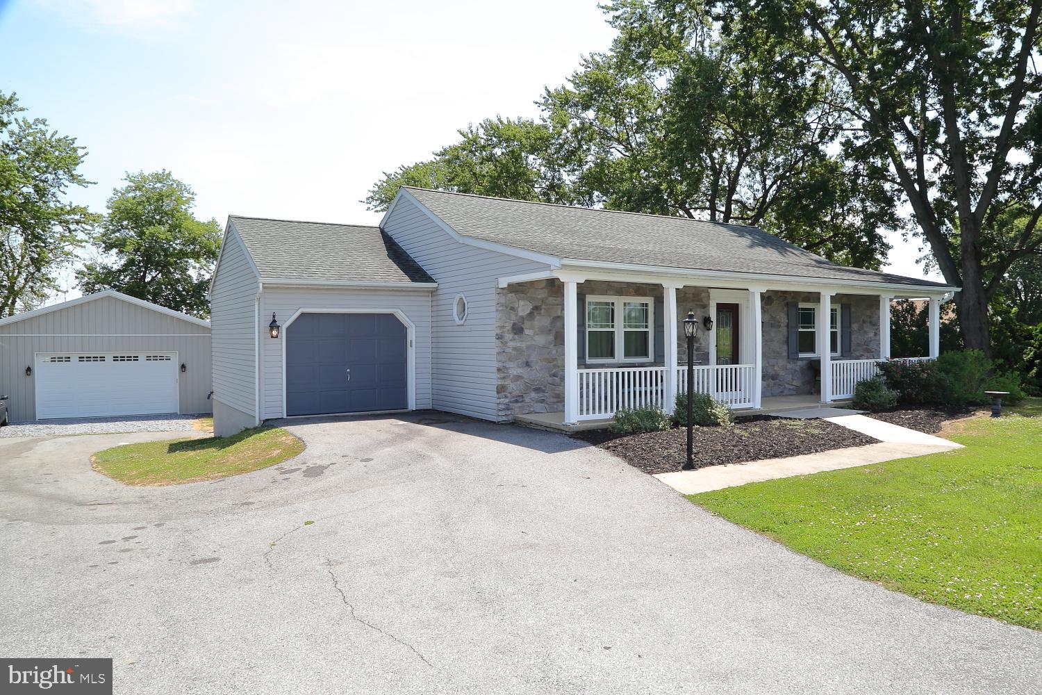 383 North Penryn Road Manheim, PA 17545 - Photo 2 of 46