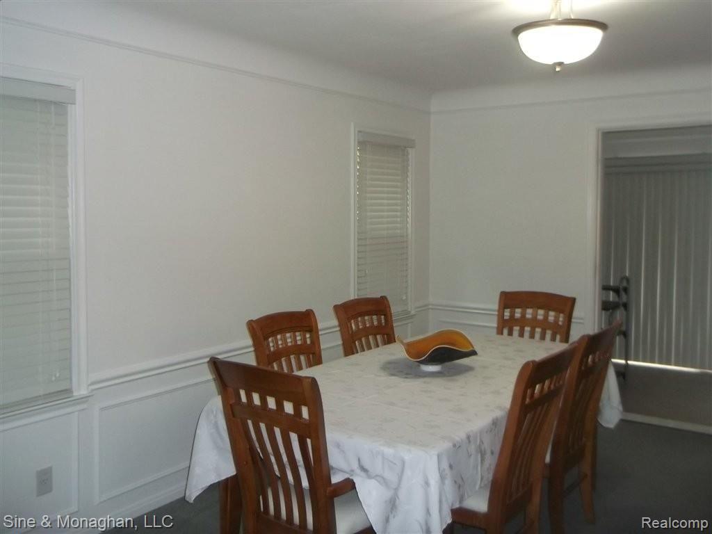 1854 Prestwick Road Grosse Pointe, MI 48236 - Photo 3 of 24 DSCF2503.JPG