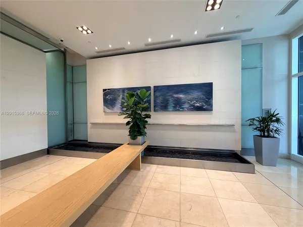 $5,200 | 2101 Brickell Avenue, Unit 2301, Miami, FL 33129