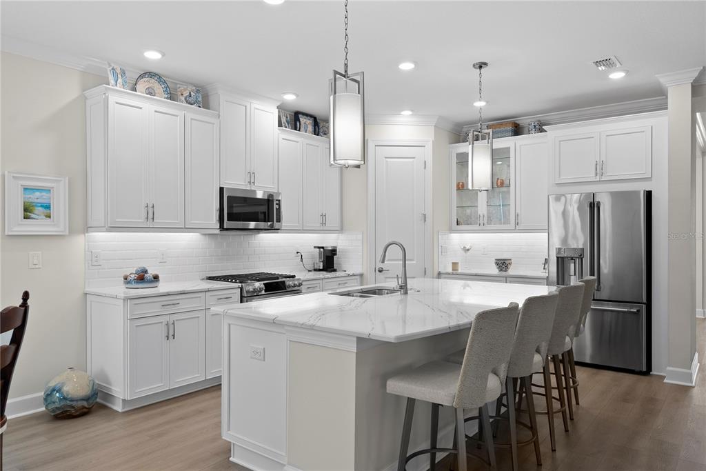 4618 Isonzo Way Wesley Chapel, FL 33543 - Photo 15 of 94