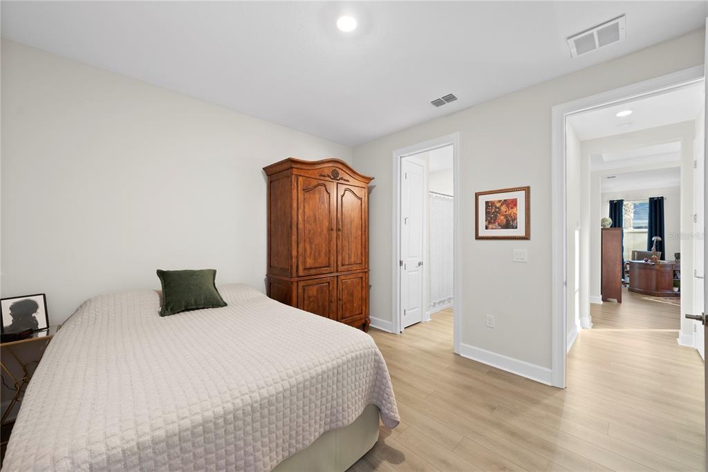 4618 Isonzo Way Wesley Chapel, FL 33543 - Photo 33 of 94