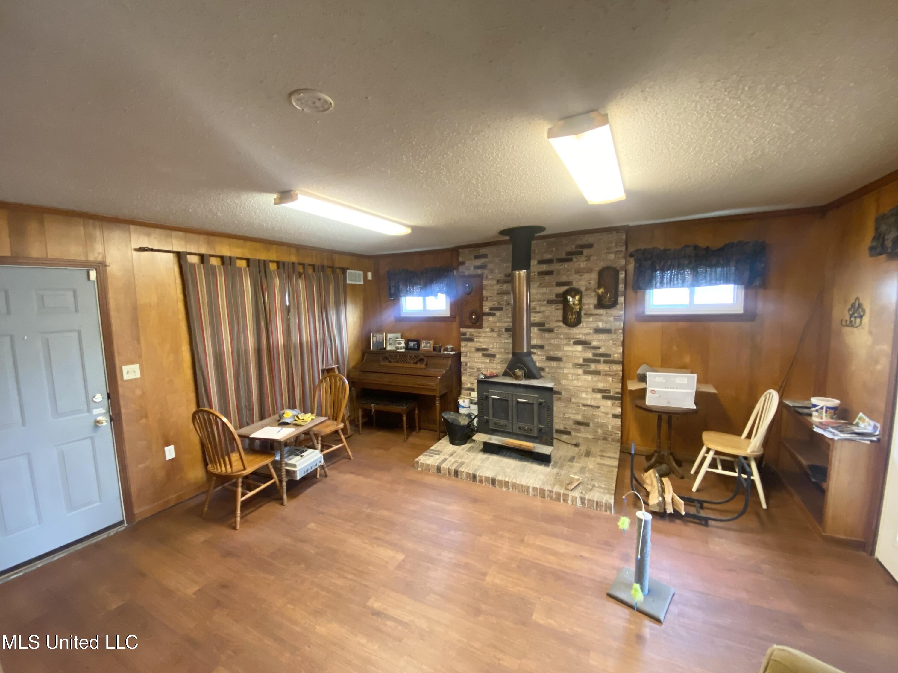 1048 Barnes Road Crystal Springs, MS 39059 - Photo 13 of 46 IMG_4964