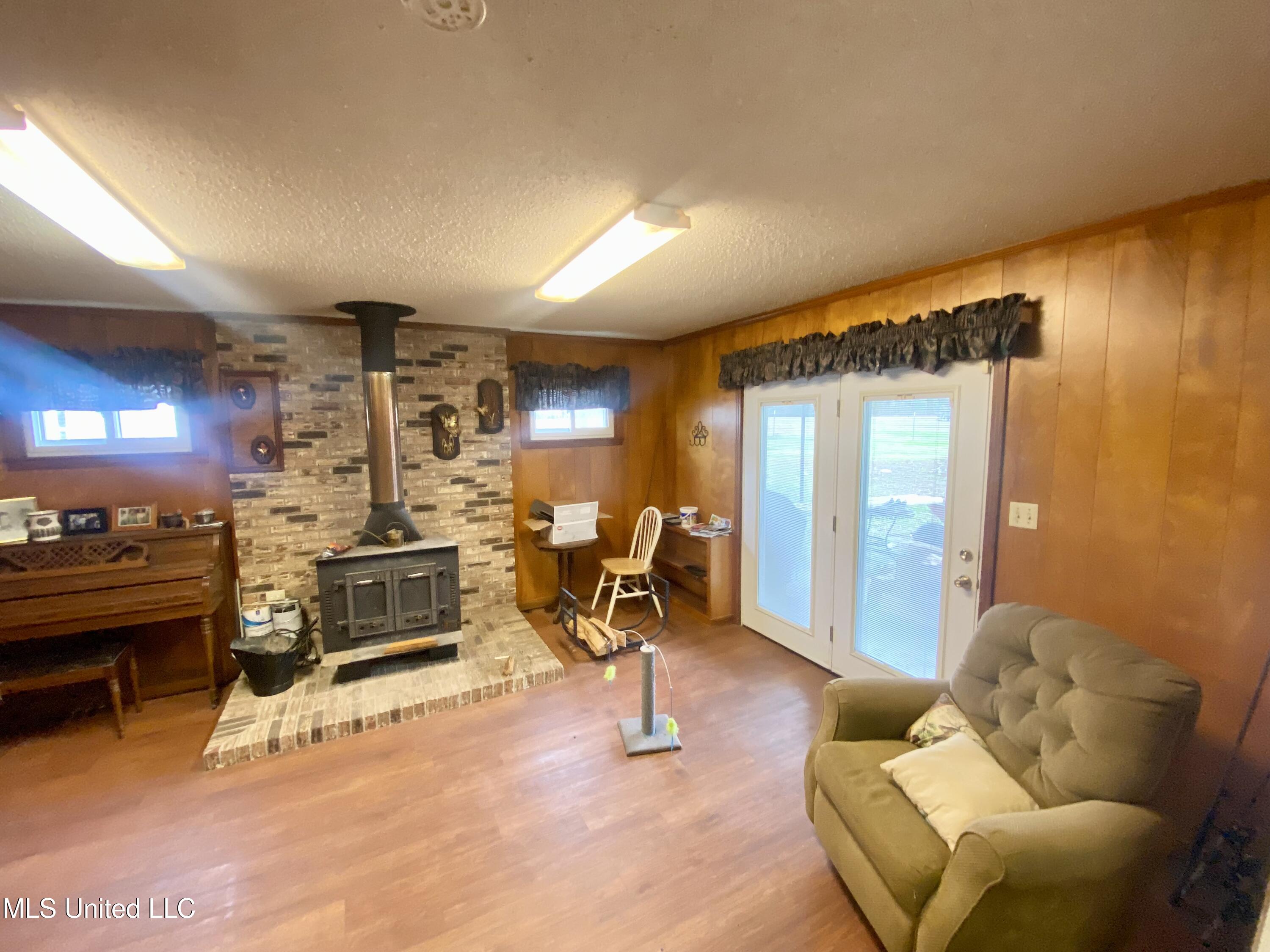 1048 Barnes Road Crystal Springs, MS 39059 - Photo 14 of 46 IMG_4965