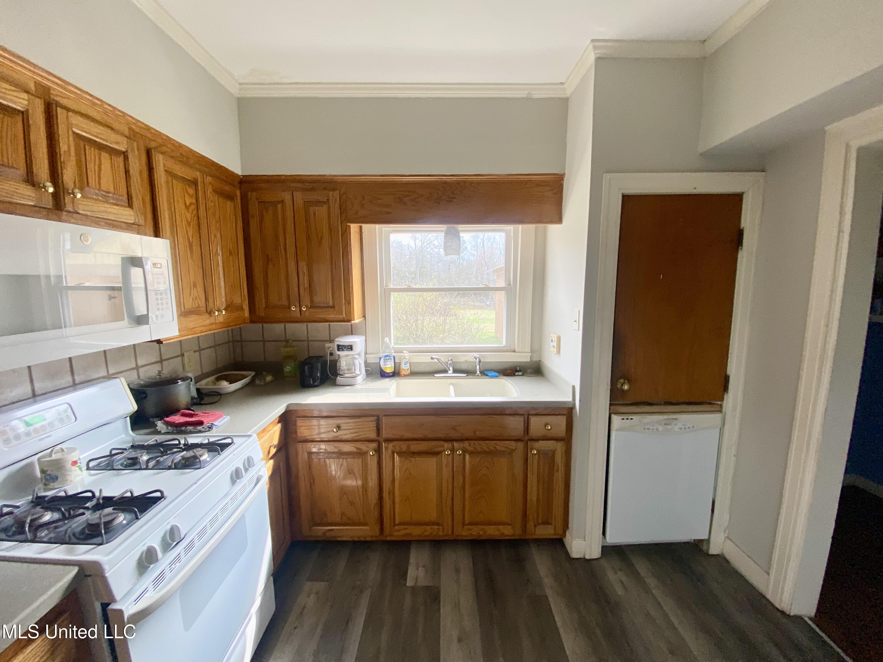 1048 Barnes Road Crystal Springs, MS 39059 - Photo 17 of 46 IMG_4969