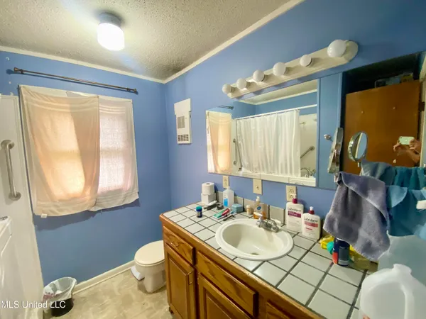 $143,000 | 1048 Barnes Road, Crystal Springs, MS 39059