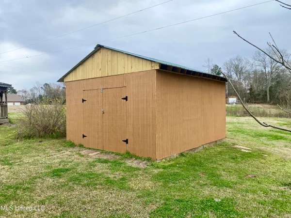 $143,000 | 1048 Barnes Road, Crystal Springs, MS 39059