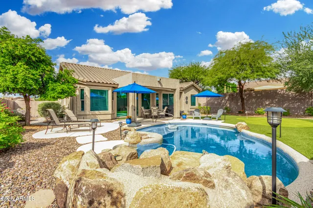 $699,900 | 2847 North Rowen Circle, Mesa, AZ 85207