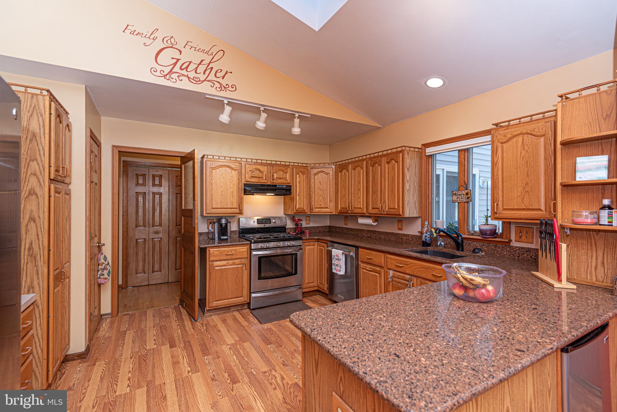 11 Mist Flower Road Berlin, MD 21811 - Photo 8 of 78 large kitchen