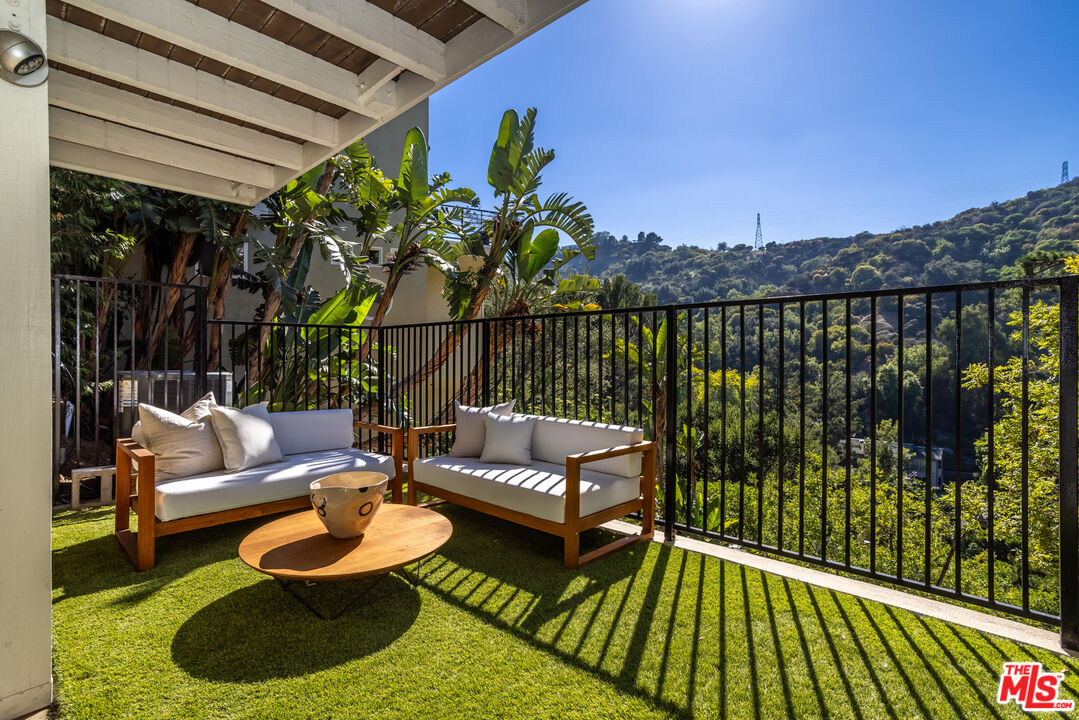 2201 Beech Knoll Road Los Angeles, CA 90046 - Photo 54 of 63 Gallery Image 54
