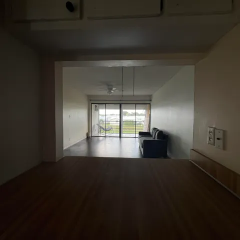 $1,950 | 2141 Woolbright Road, Unit L204, Boynton Beach, FL 33426