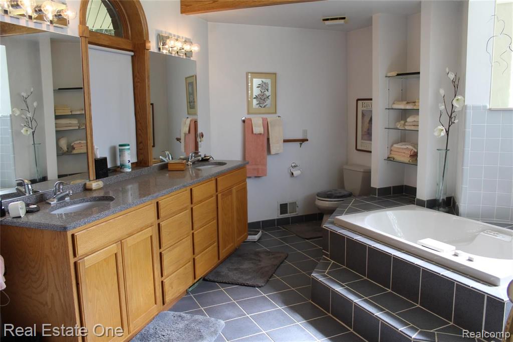 2845 Jewell Road Howell, MI 48843 - Photo 28 of 98