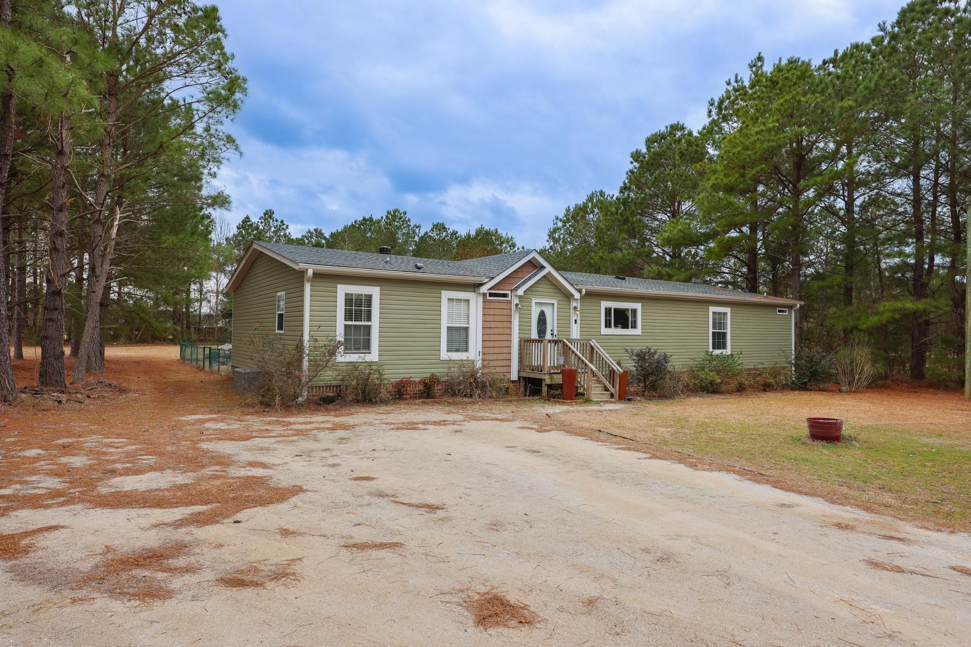 130 Colorado Ranch Road Loris, SC 29569 - Photo 2 of 49