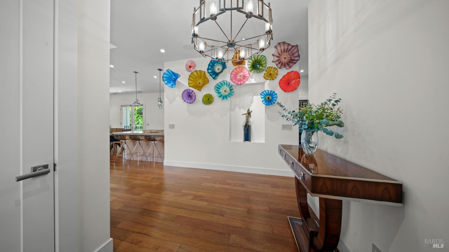 21 Eye Street San Rafael, CA 94901 - Photo 10 of 92