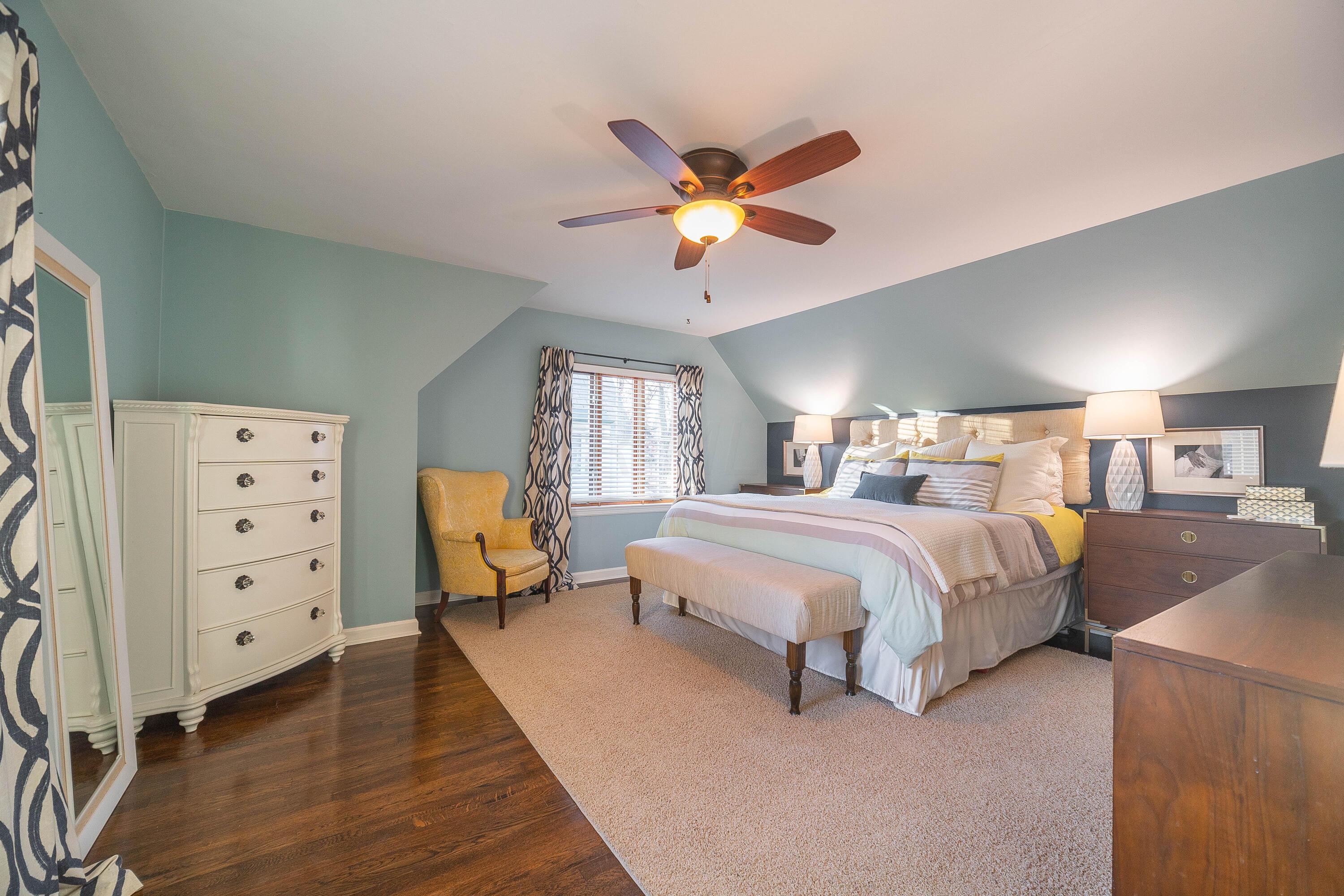 1733 Barrington Road Columbus, OH 43221 - Photo 21 of 33 1733 Barrington Road-51