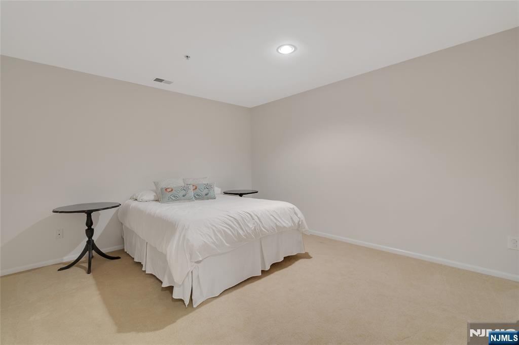 114 Ridge Drive Pompton Lakes, NJ 07442 - Photo 14 of 21