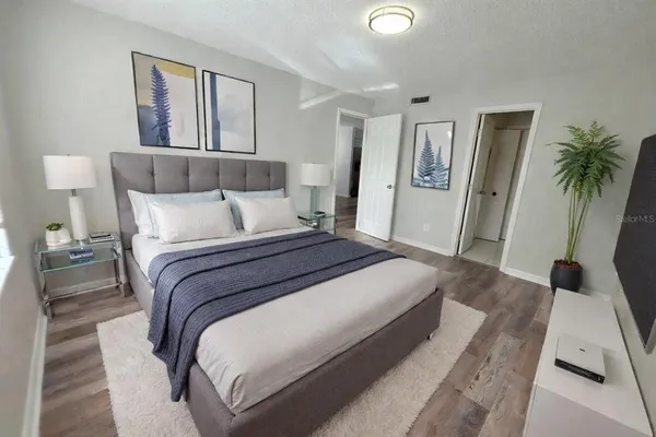 $124,900 | 7604 Abbey Lane, Unit 214, Tampa, FL 33617