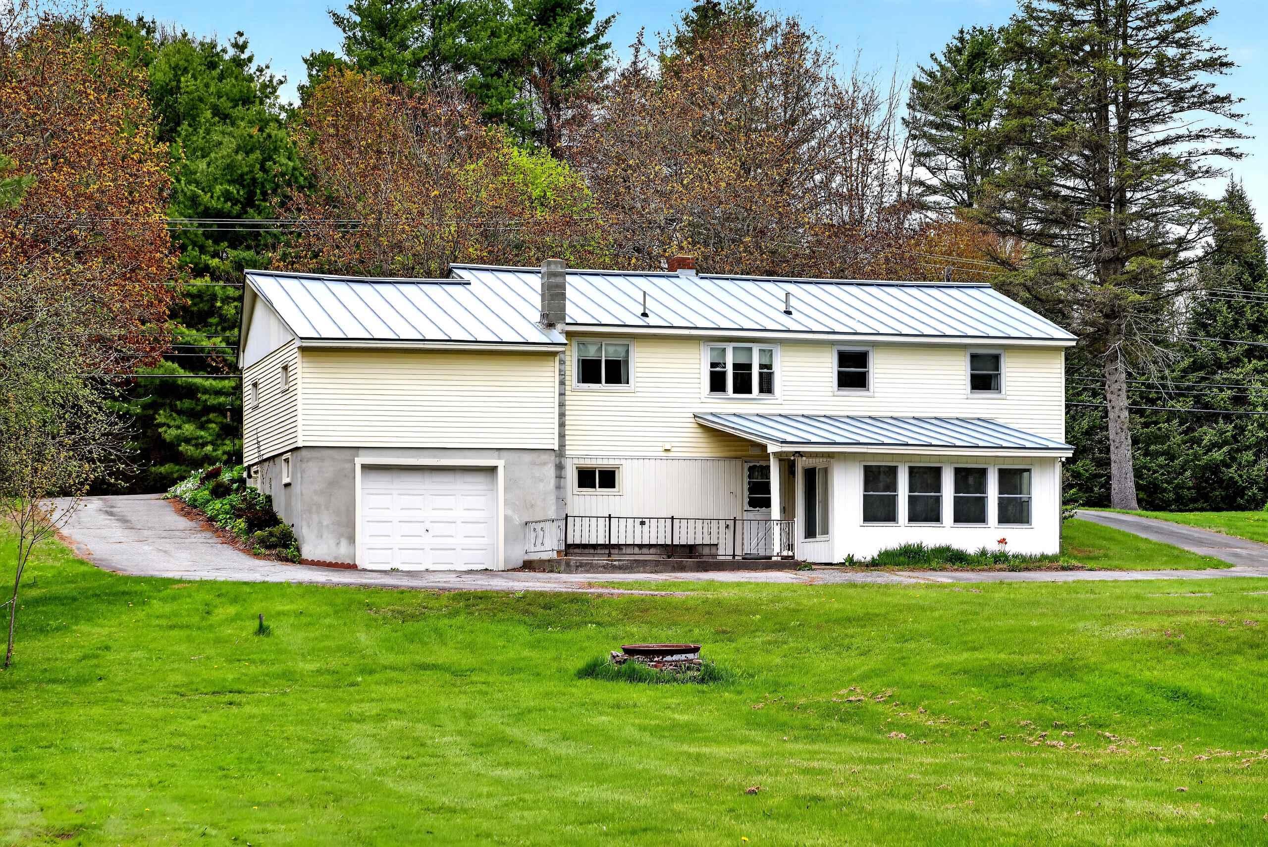 897 Riverside Drive Augusta, ME 04330 - Photo 3 of 48 003_DSC06866