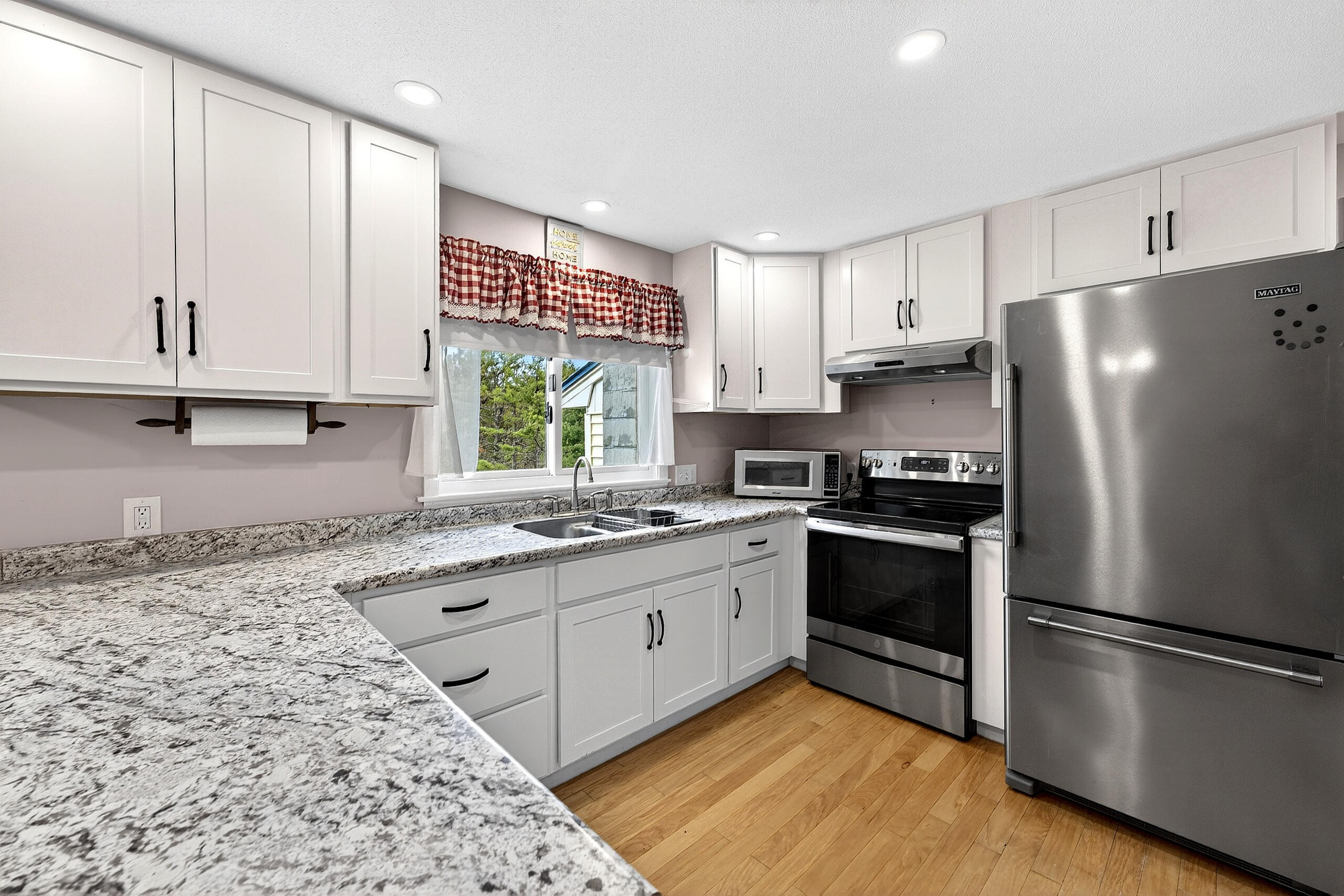 897 Riverside Drive Augusta, ME 04330 - Photo 5 of 48 005_DSC06728
