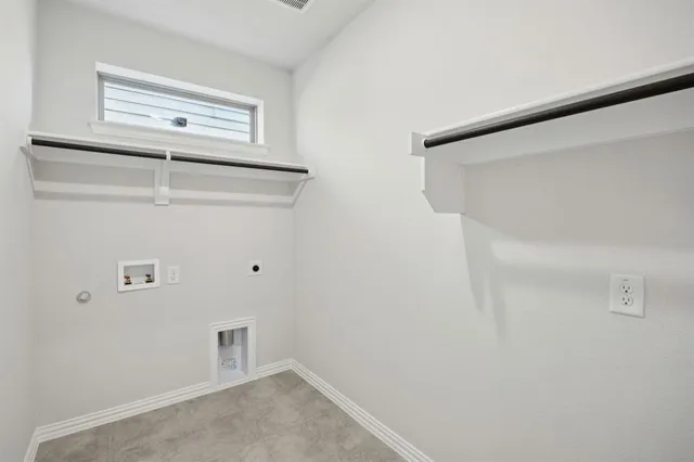 $339,400 | 4133 Beale Street, Crandall, TX 75114