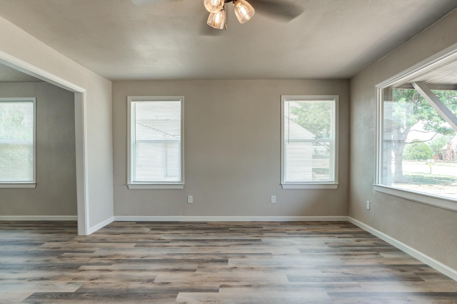 1307 Ave D Abernathy, TX 79311 - Photo 5 of 37 Photo 5